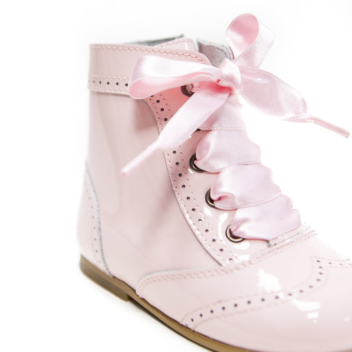 Andanines Girls Baby Pink Victorian Patent Boots