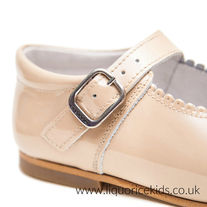 Andanines Girls Camel Patent Mary Janes With Scallop Edging. - Liquorice Kids