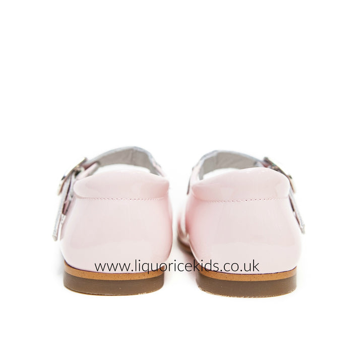 Andanines Girls Pale Pink Patent Mary Janes With Scallop Edging. - Liquorice Kids