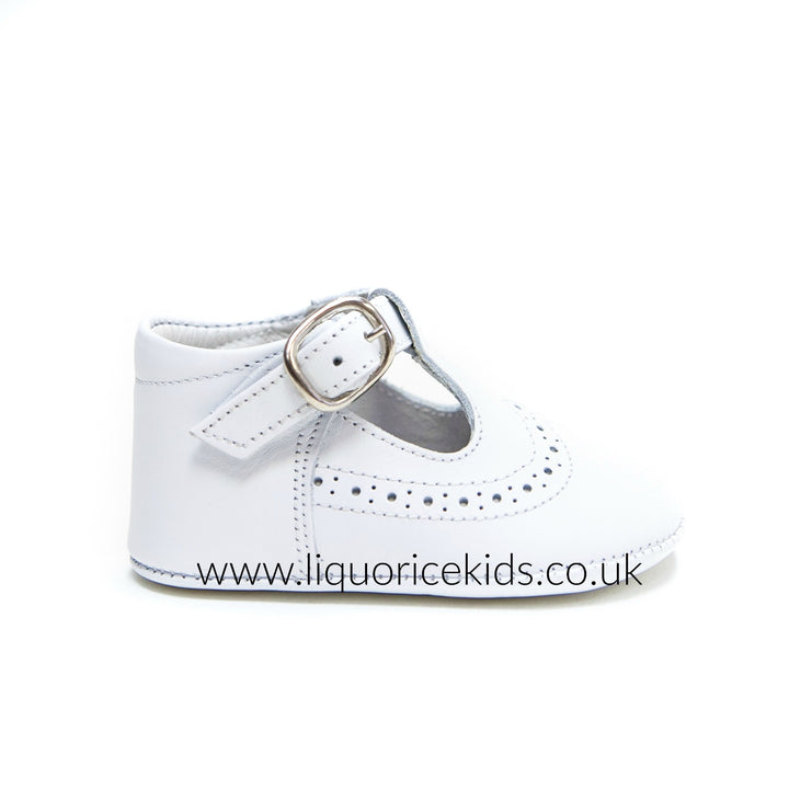 Andanines White Leather Pram Shoes