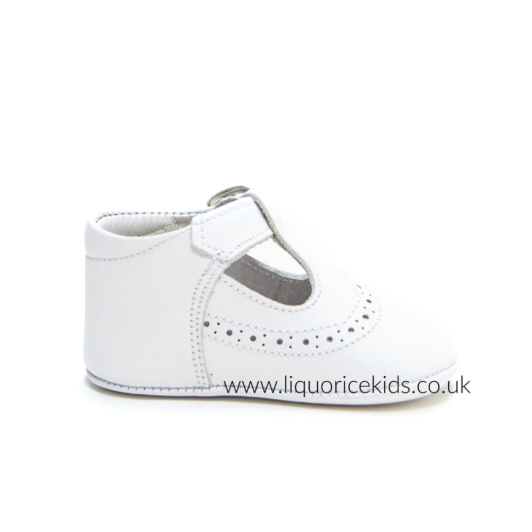 Andanines White Leather Pram Shoes