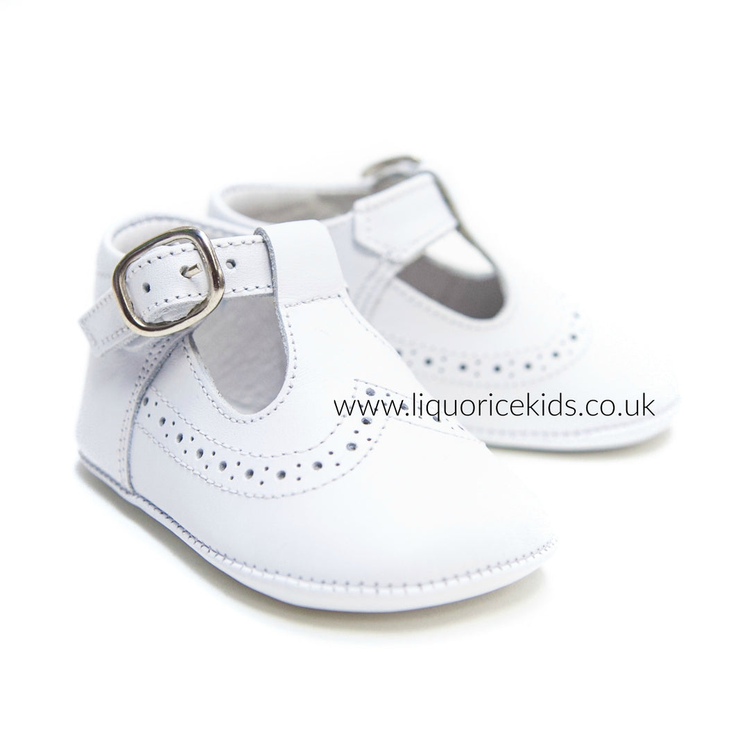 Andanines White Leather Pram Shoes